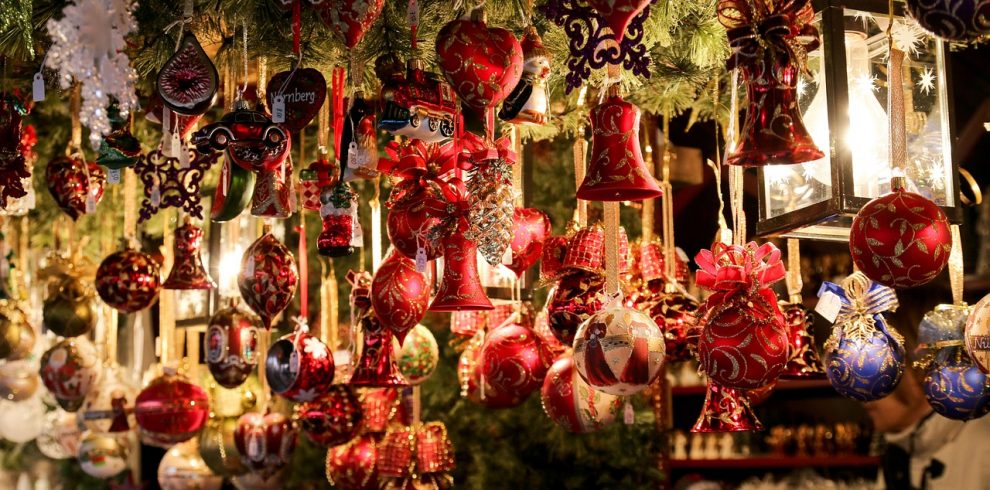 christmas-market-550323_1280