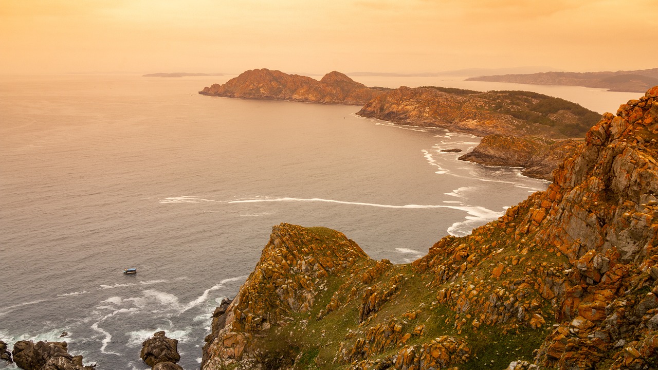 ISLAS CÍES Y BAJO MIÑO
