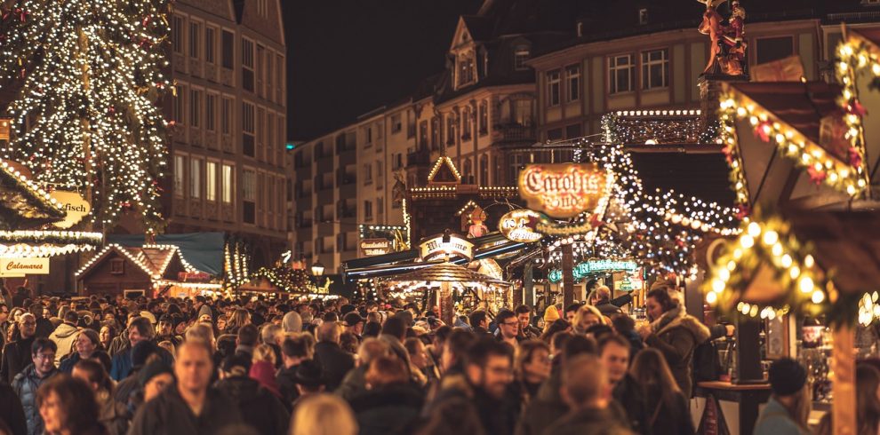 christmas-market-4705877_1280